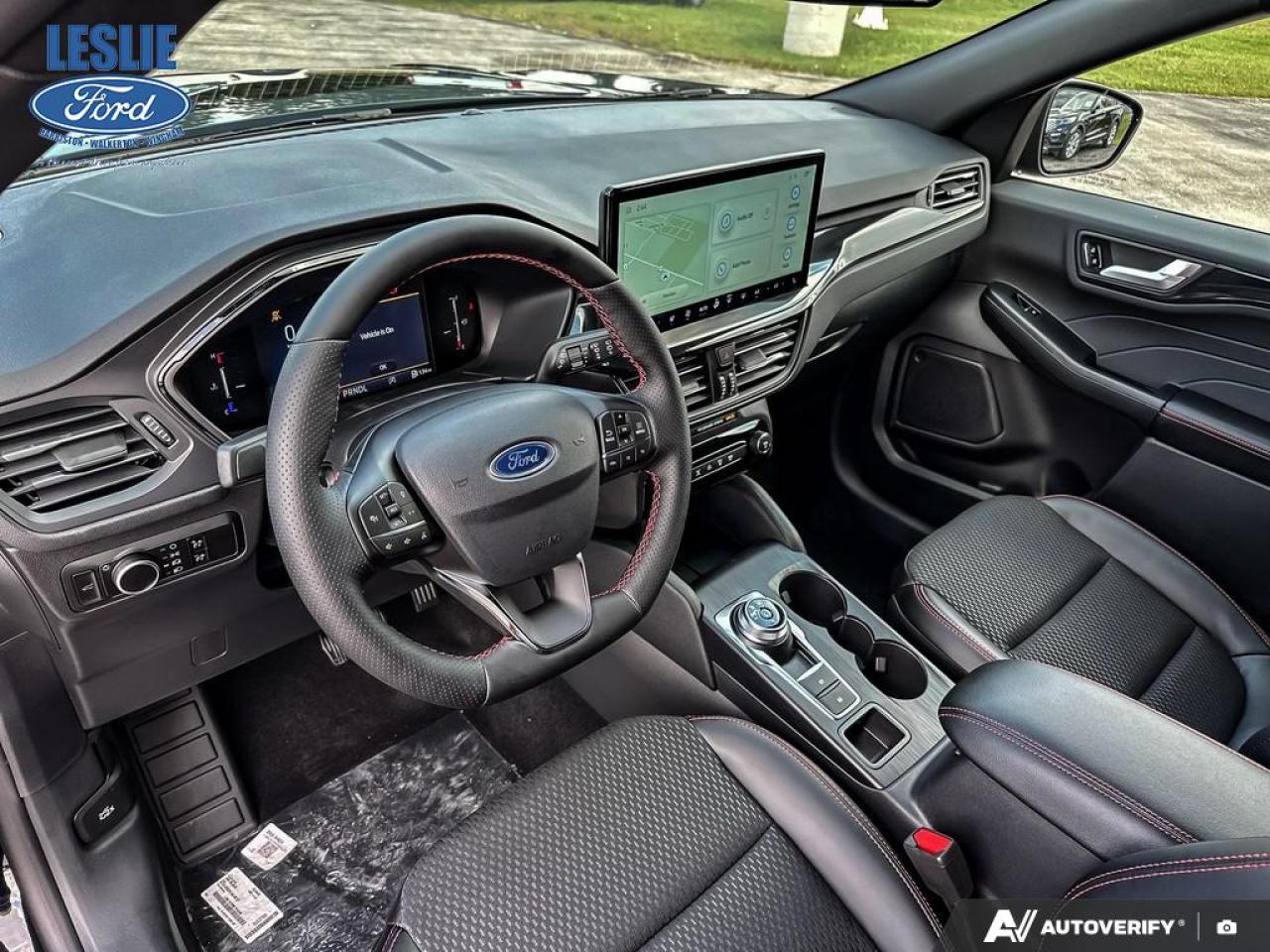 2025 Ford Escape ST-Line AWD Photo