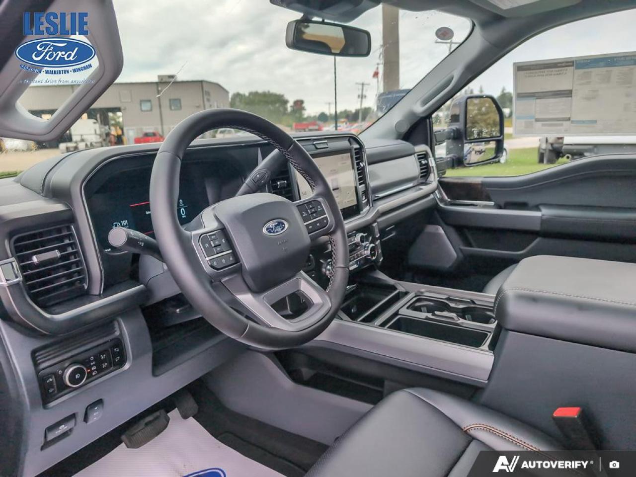 2026 Ford F-250 Lariat Crew Cab 4x4 Photo