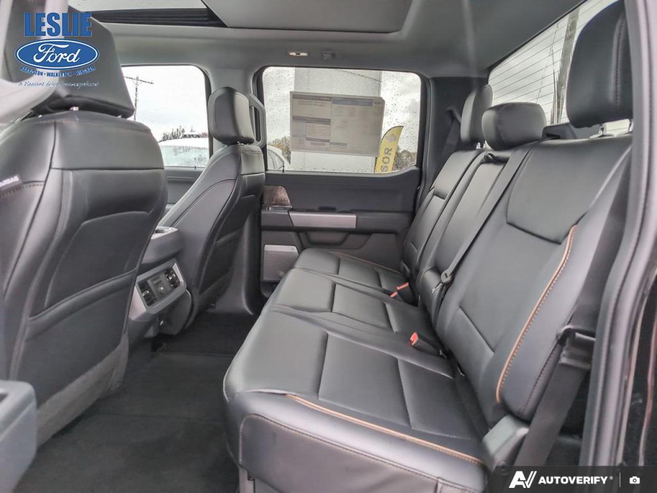 2026 Ford F-250 LARIAT CREW CAB Chrome 4X4 Photo