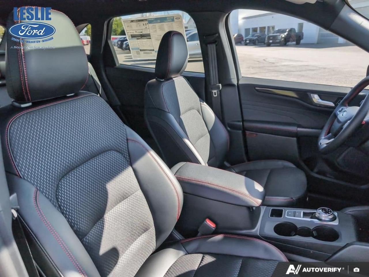 2025 Ford Escape ST-Line AWD Photo