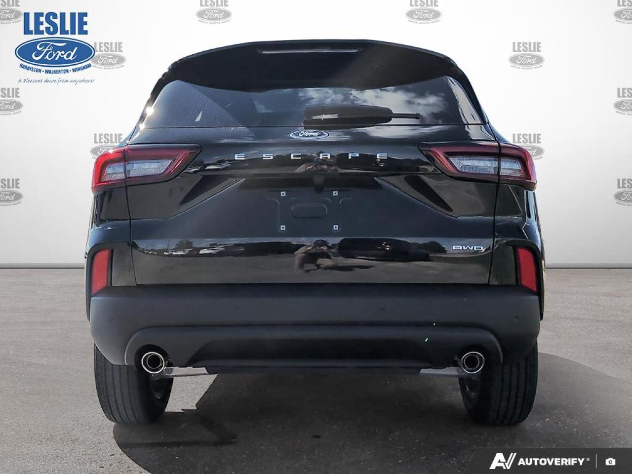 2025 Ford Escape ST-Line AWD Photo4