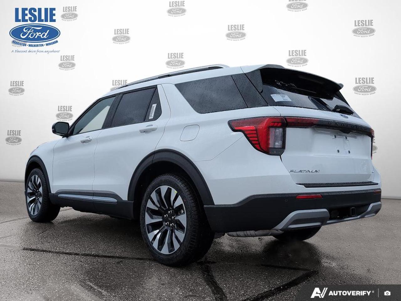 2026 Ford Explorer PLATINUM 4WD 600A Photo3