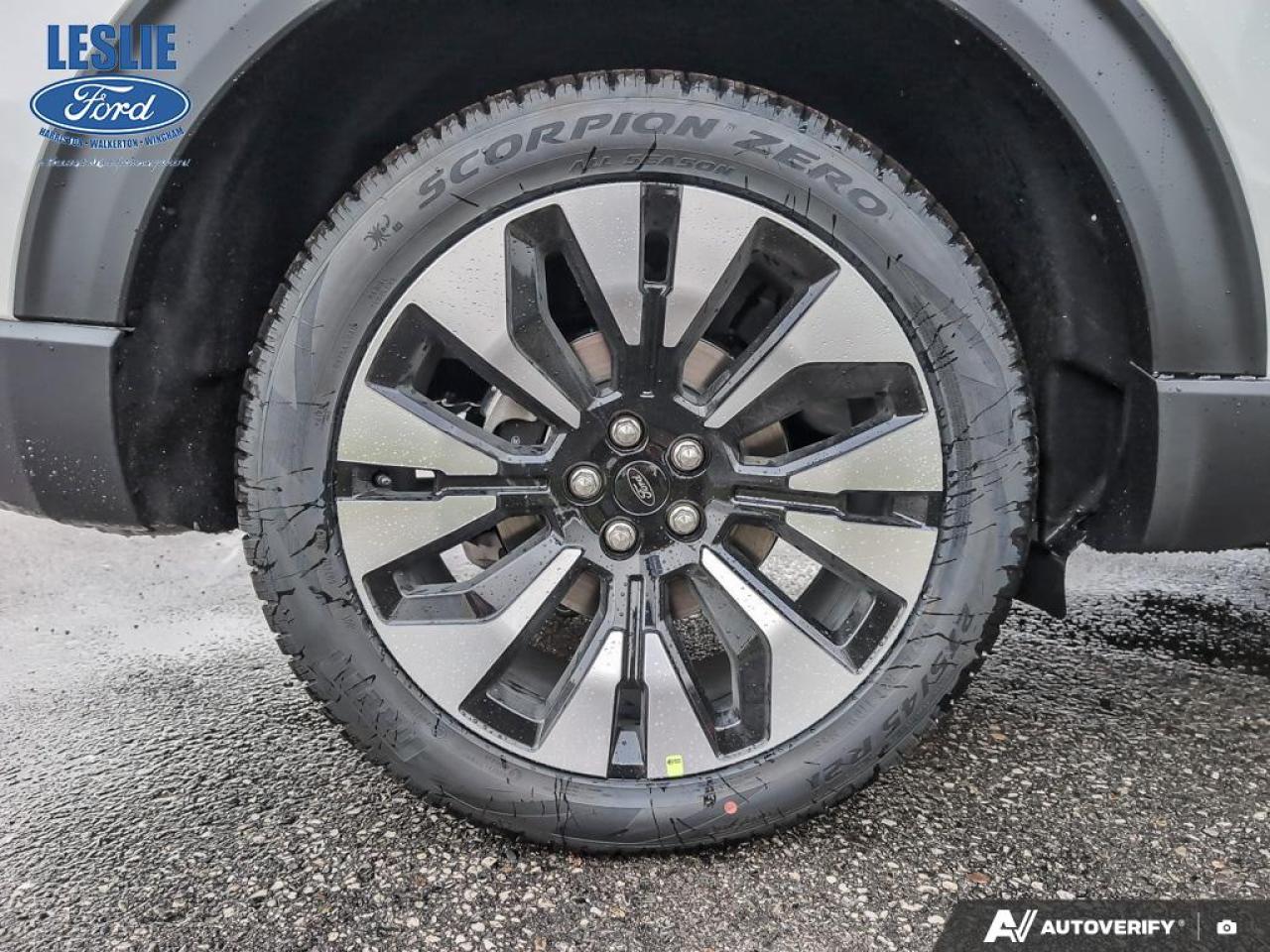 2026 Ford Explorer PLATINUM 4WD 600A Photo5