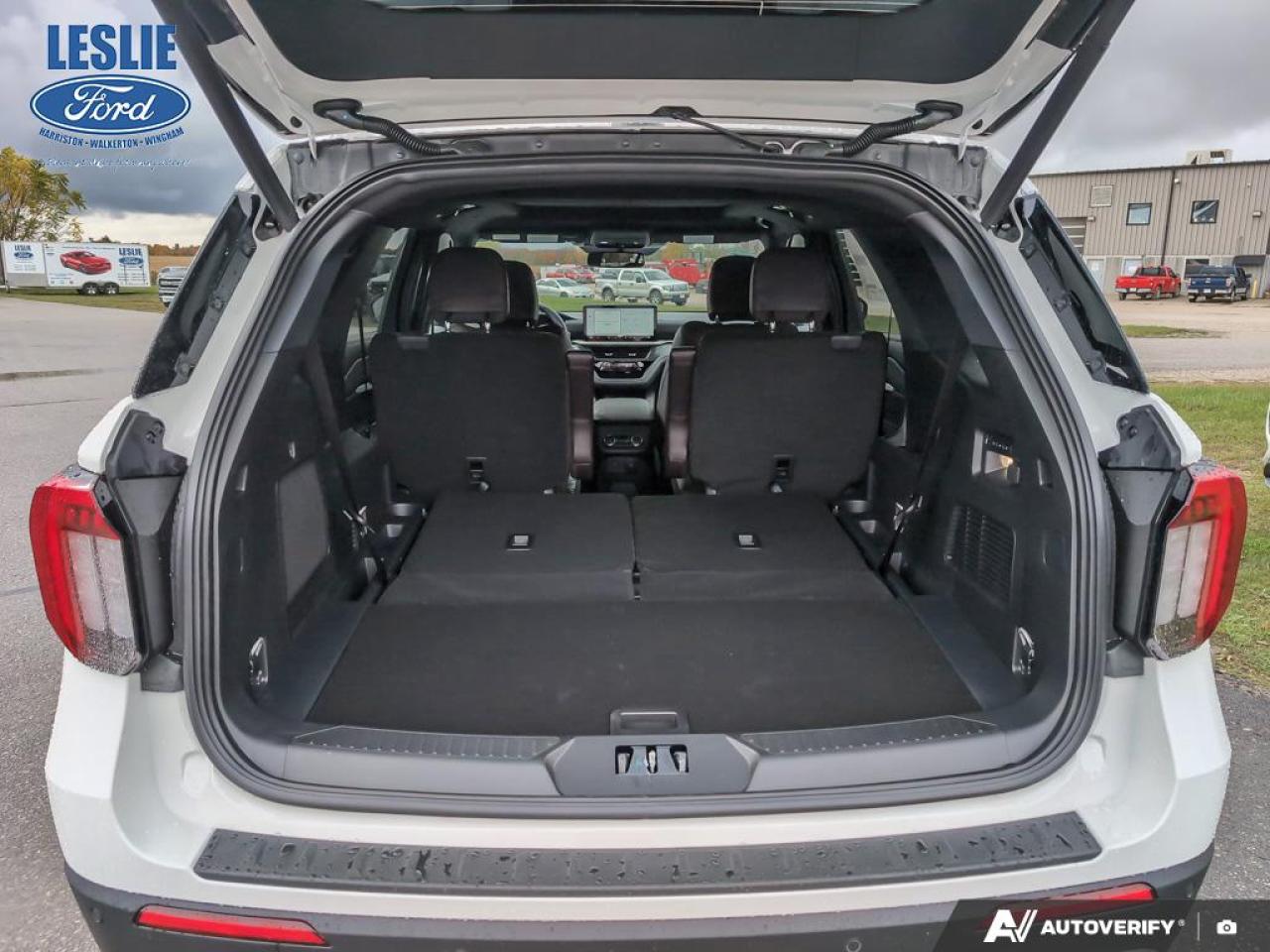 2026 Ford Explorer PLATINUM 4WD 600A Photo5