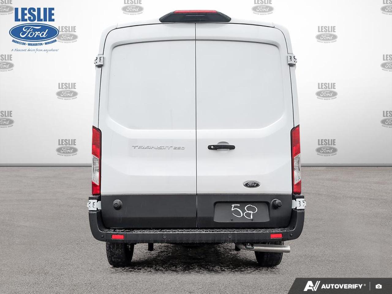 2025 Ford Transit Medium Roof 250 Cargo RWD Photo4