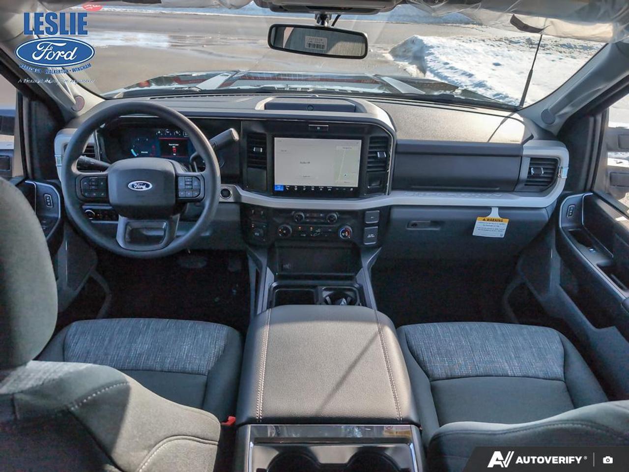 2026 Ford F-350 XLT Crew Cab Dually 4x4 Photo