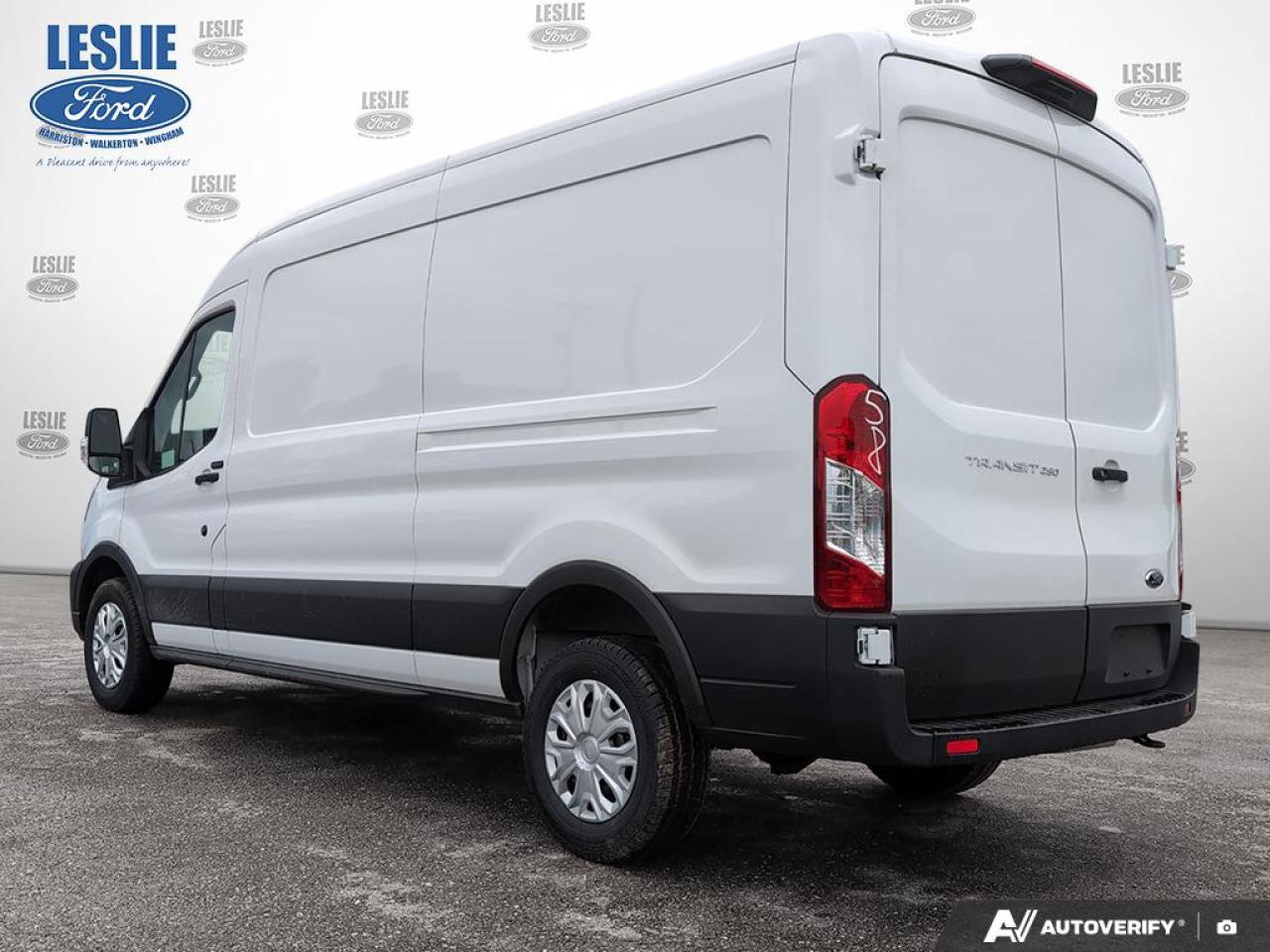 2025 Ford Transit Medium Roof 250 Cargo RWD Photo3