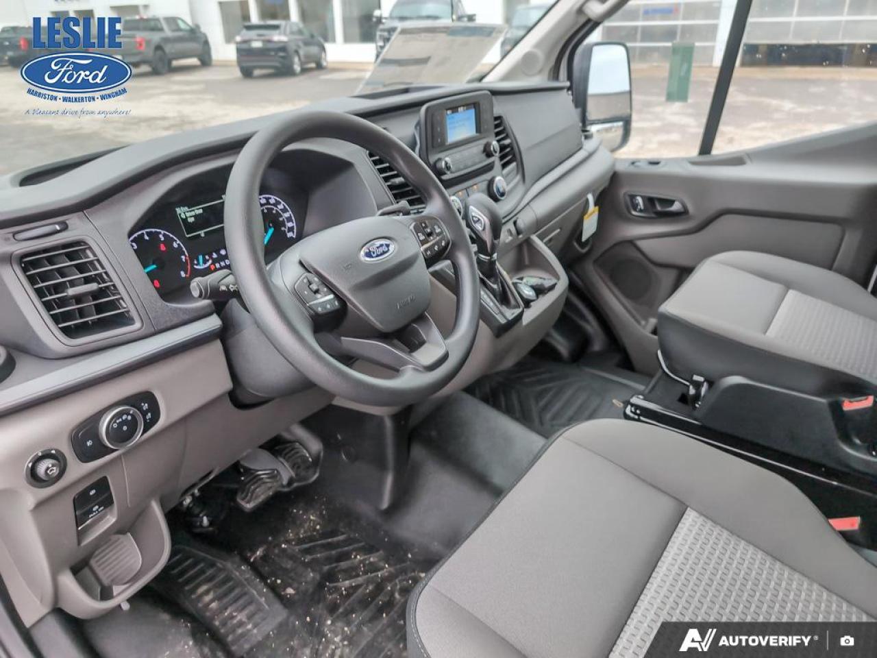 2025 Ford Transit Medium Roof 250 Cargo RWD Photo