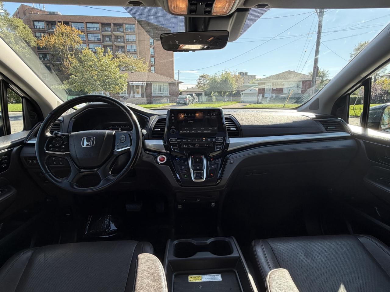 2018 Honda Odyssey Touring - Photo #16