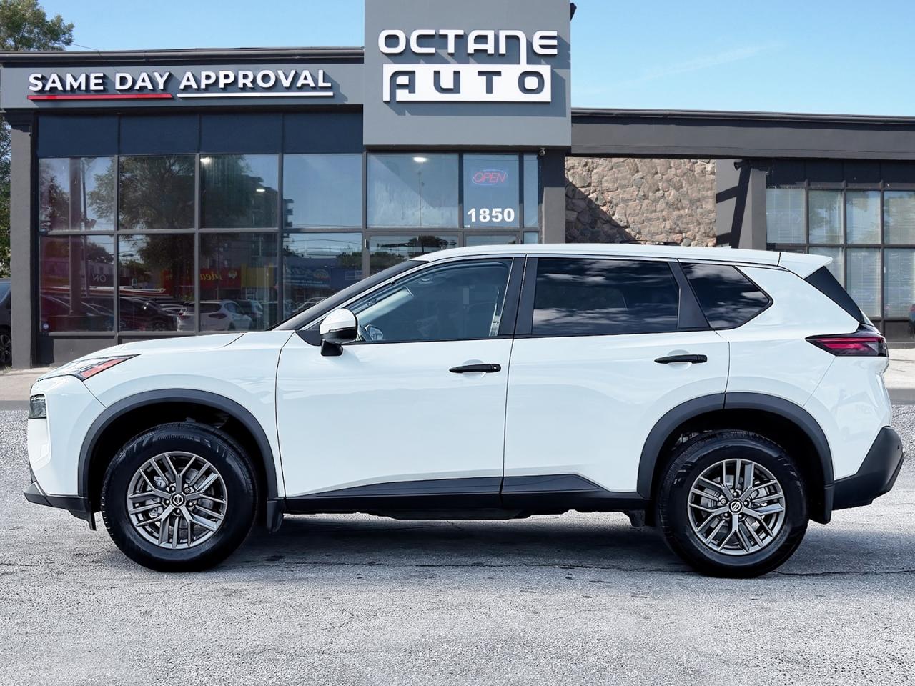 2021 Nissan Rogue S AWD Photo2