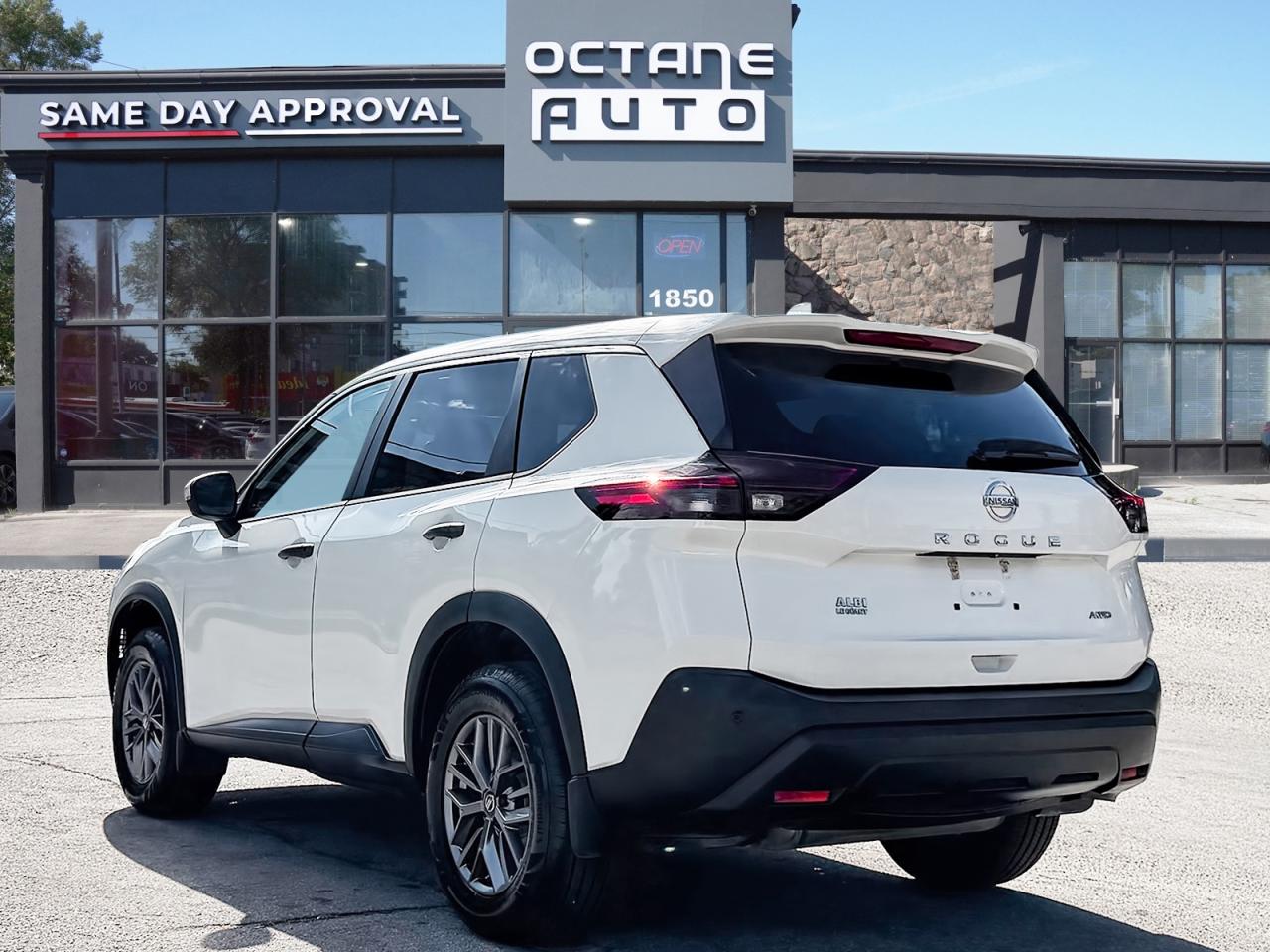 2021 Nissan Rogue S AWD - Photo #4