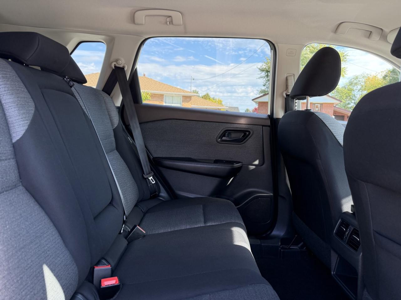 2021 Nissan Rogue S AWD - Photo #10