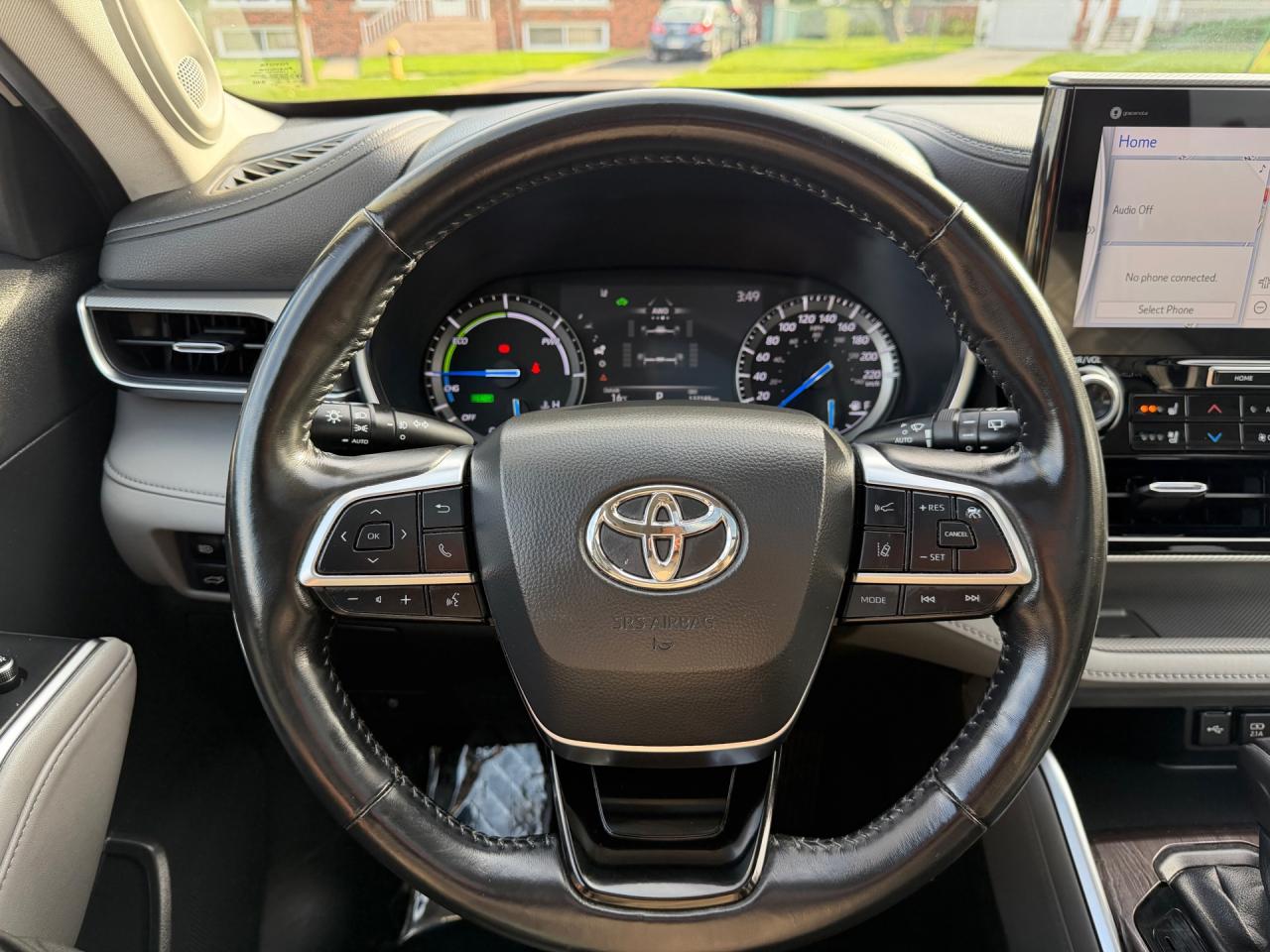 2020 Toyota Highlander HYBRID Limited AWD - Photo #30