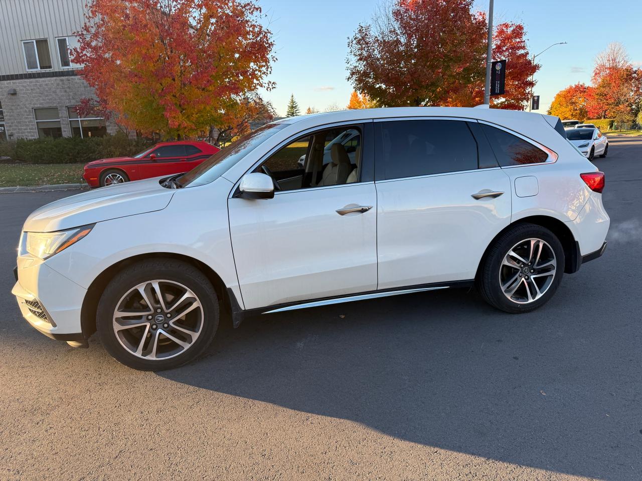 2017 Acura MDX SH-AWD 4dr Nav Pkg | LOADED | LEATHER Photo2
