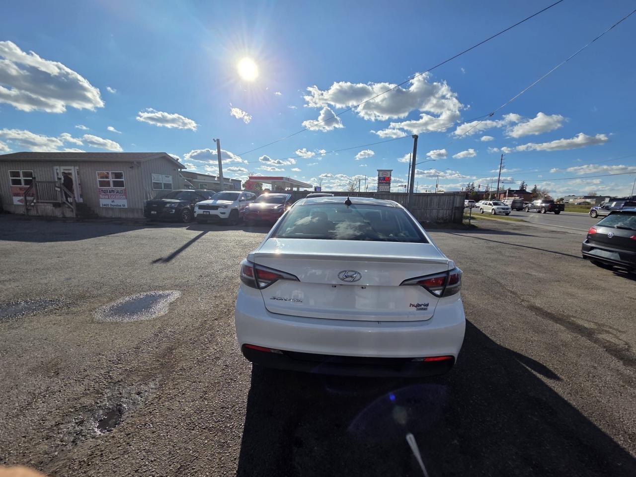 2016 Hyundai Sonata Hybrid LIMITED, LOADED, ONLY 75KMS, GREAT ON FUEL, CERT Photo3