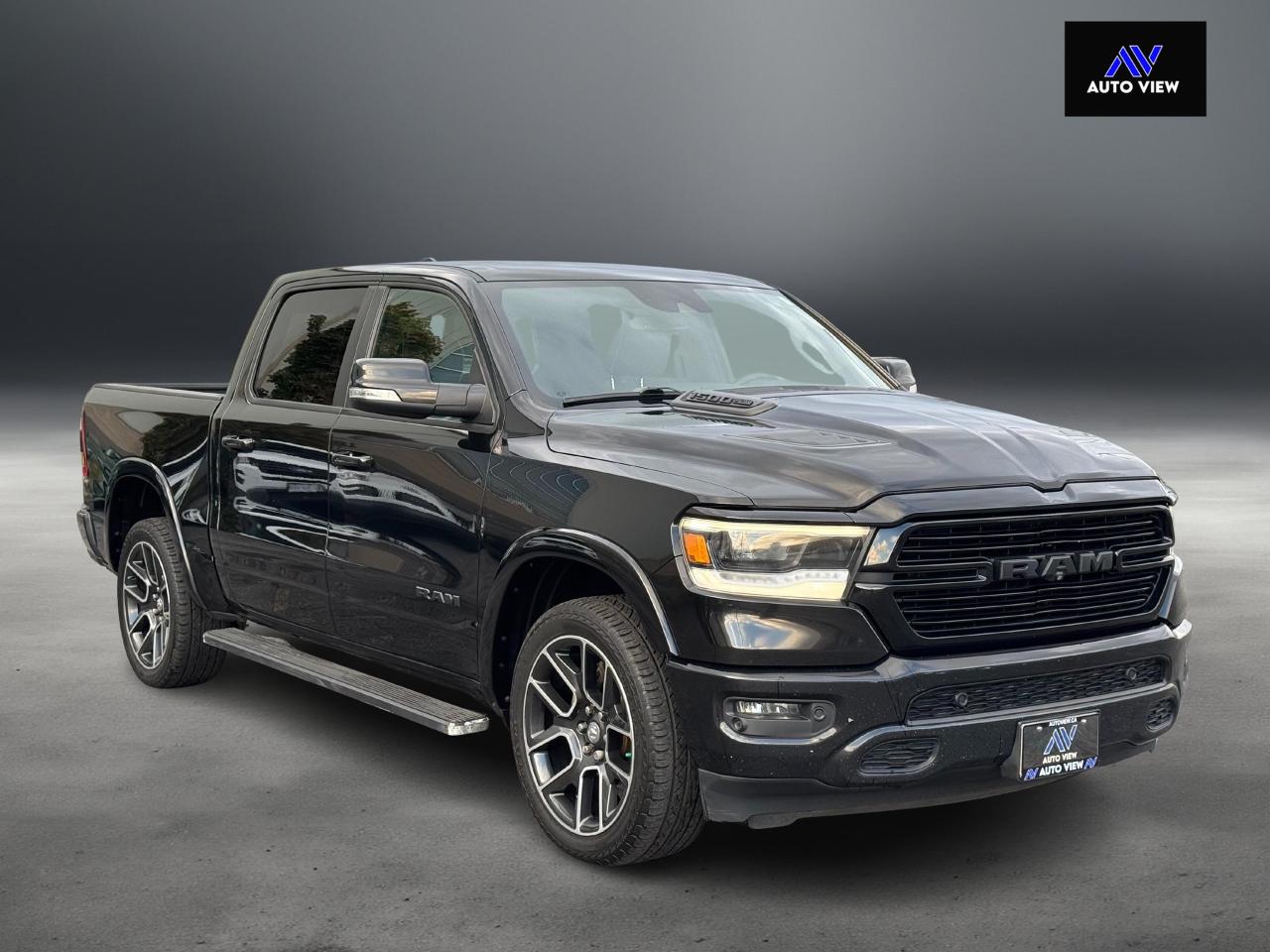 2019 RAM 1500 Laramie **MOON ROOF** - Photo #3