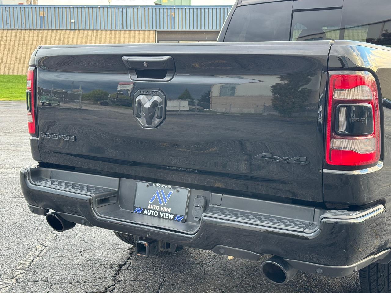 2019 RAM 1500 Laramie **MOON ROOF** - Photo #15