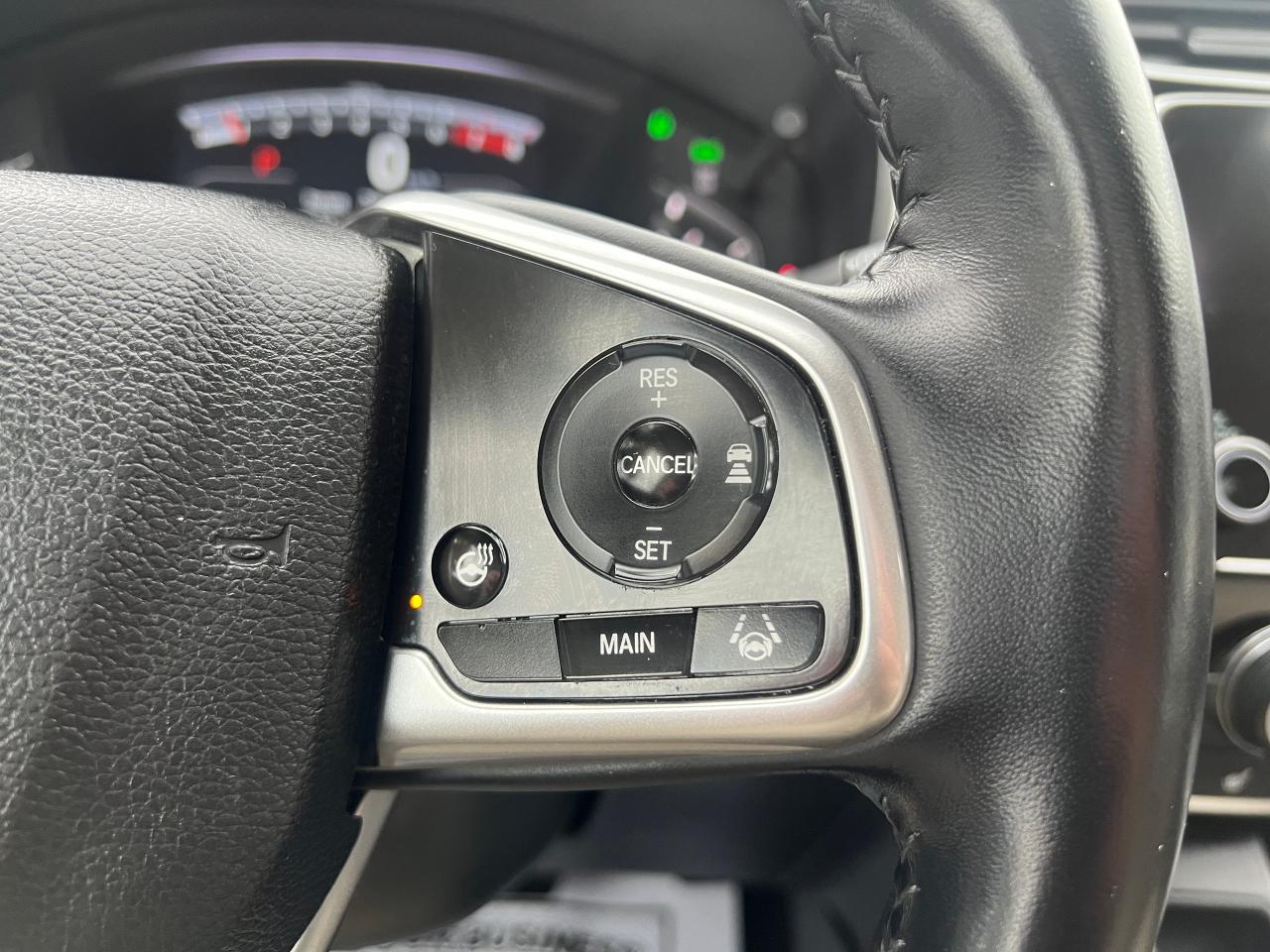 2017 Honda CR-V Touring No Accidents AWD Heated Seats Blindspot - Photo #16