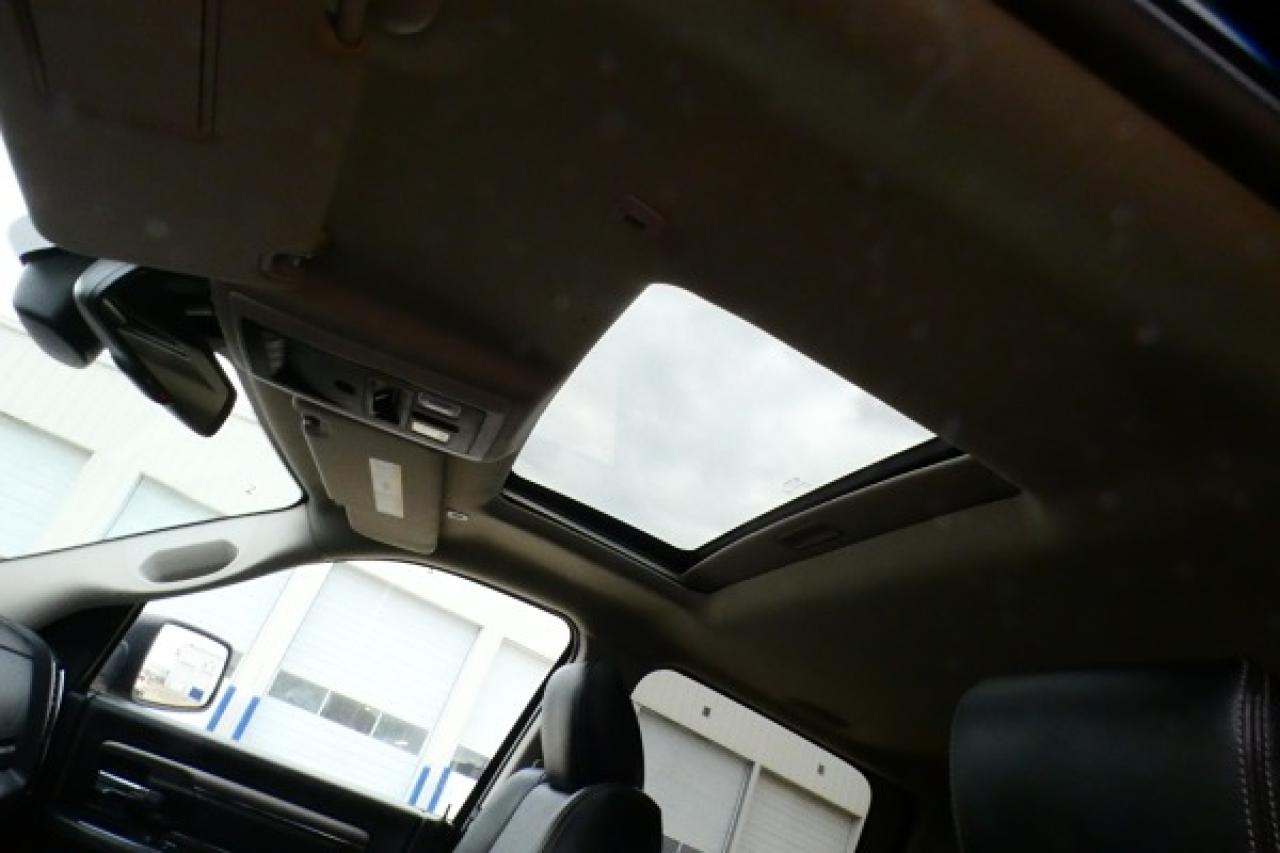 2018 Dodge Ram 1500 Sport 5.7L HEMI w/H&C L, S/R, NAV, BUC - Photo #16