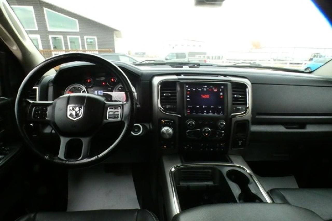 2018 Dodge Ram 1500 Sport 5.7L HEMI w/H&C L, S/R, NAV, BUC - Photo #11