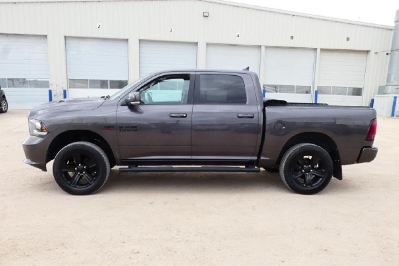 2018 Dodge Ram 1500 Sport 5.7L HEMI w/H&C L, S/R, NAV, BUC - Photo #1