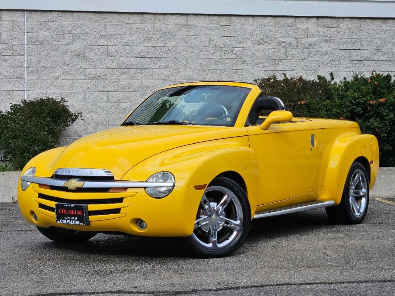 Used 2004 Chevrolet SSR CONVERTIBLE-CANADIAN CAR-NO ACCIDENTS for sale in Toronto, ON
