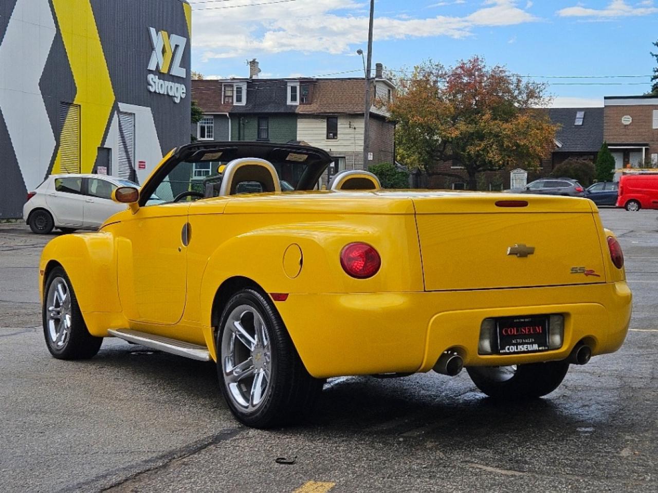 2004 Chevrolet SSR CONVERTIBLE-CANADIAN CAR-NO ACCIDENTS Photo3