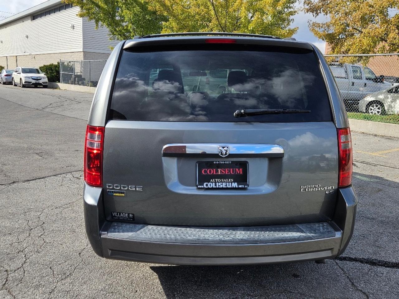 2009 Dodge Grand Caravan SE-ONLY 72K-FULL STOW N GO-REMOTE START Photo3