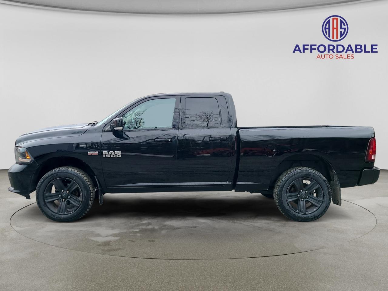 2013 RAM 1500 SPORT - Photo #2