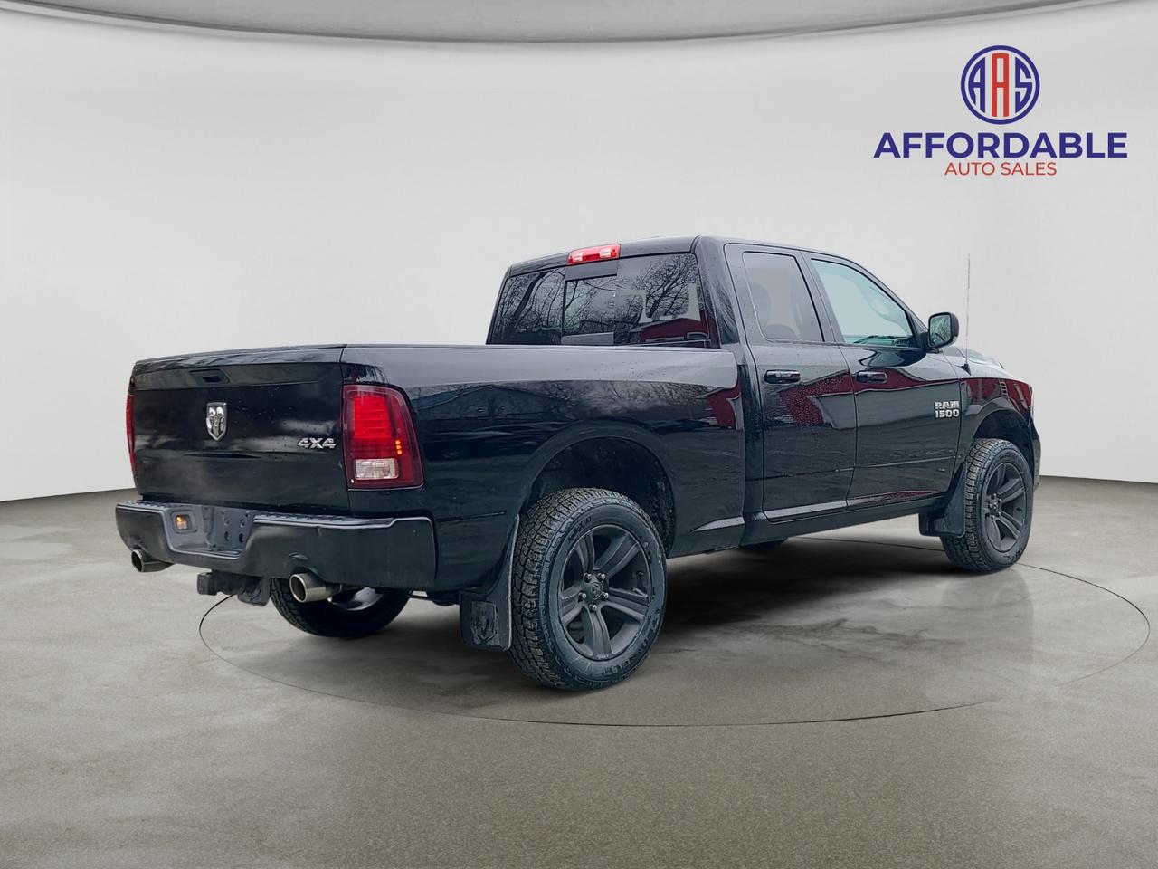 2013 RAM 1500 SPORT - Photo #5