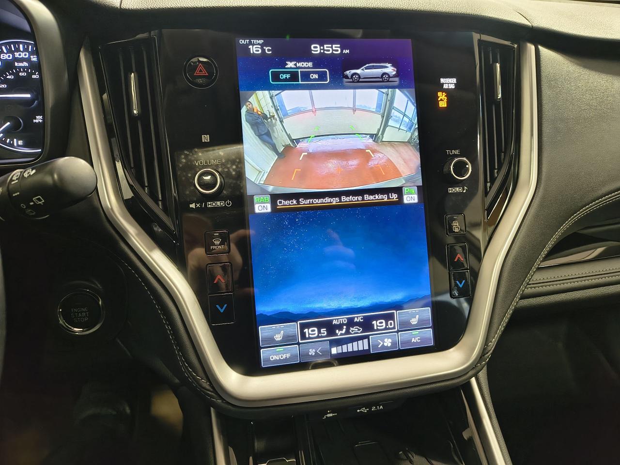 2021 Subaru Outback LIMITED Photo0