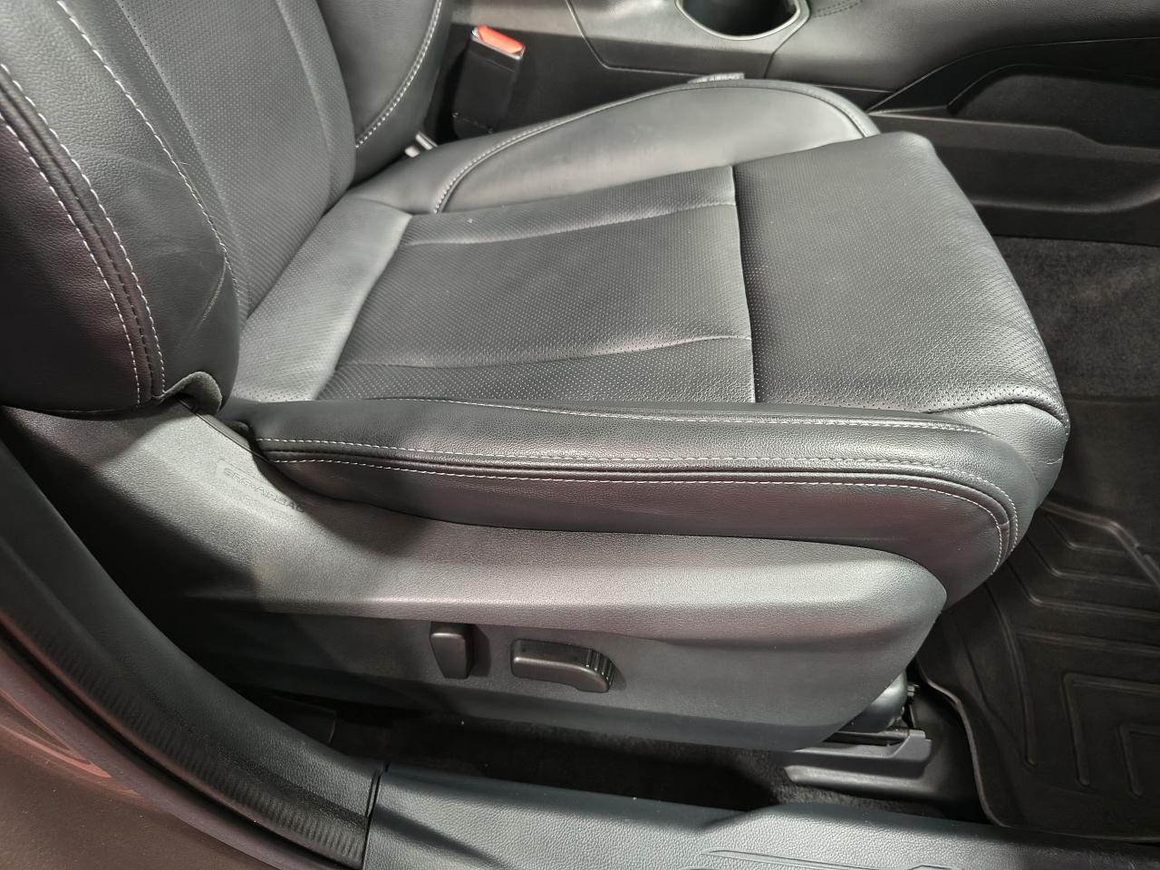 2021 Subaru Outback LIMITED Photo0