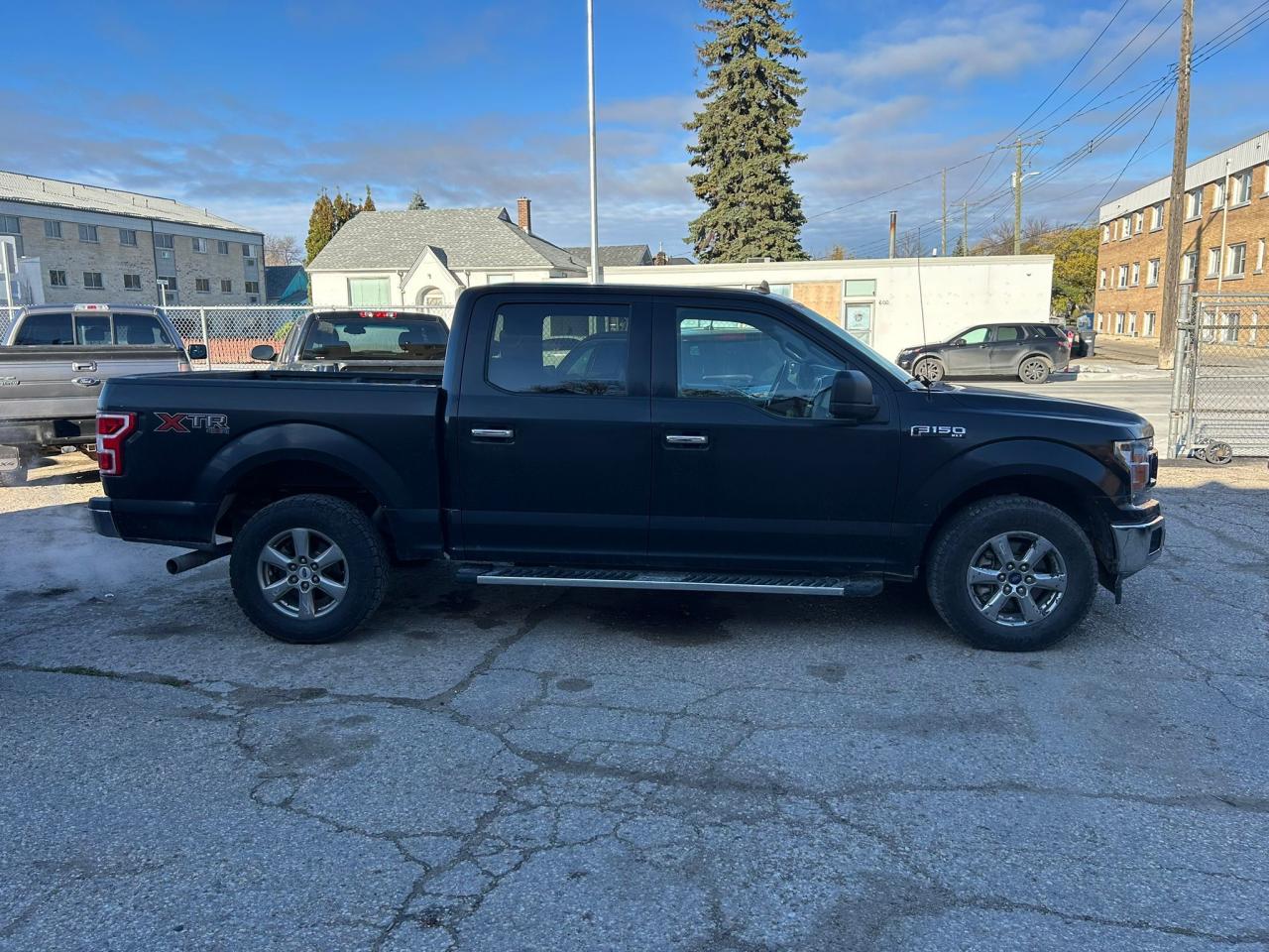 2020 Ford F-150 XLT 4WD SuperCrew 5.5' Box - Photo #3