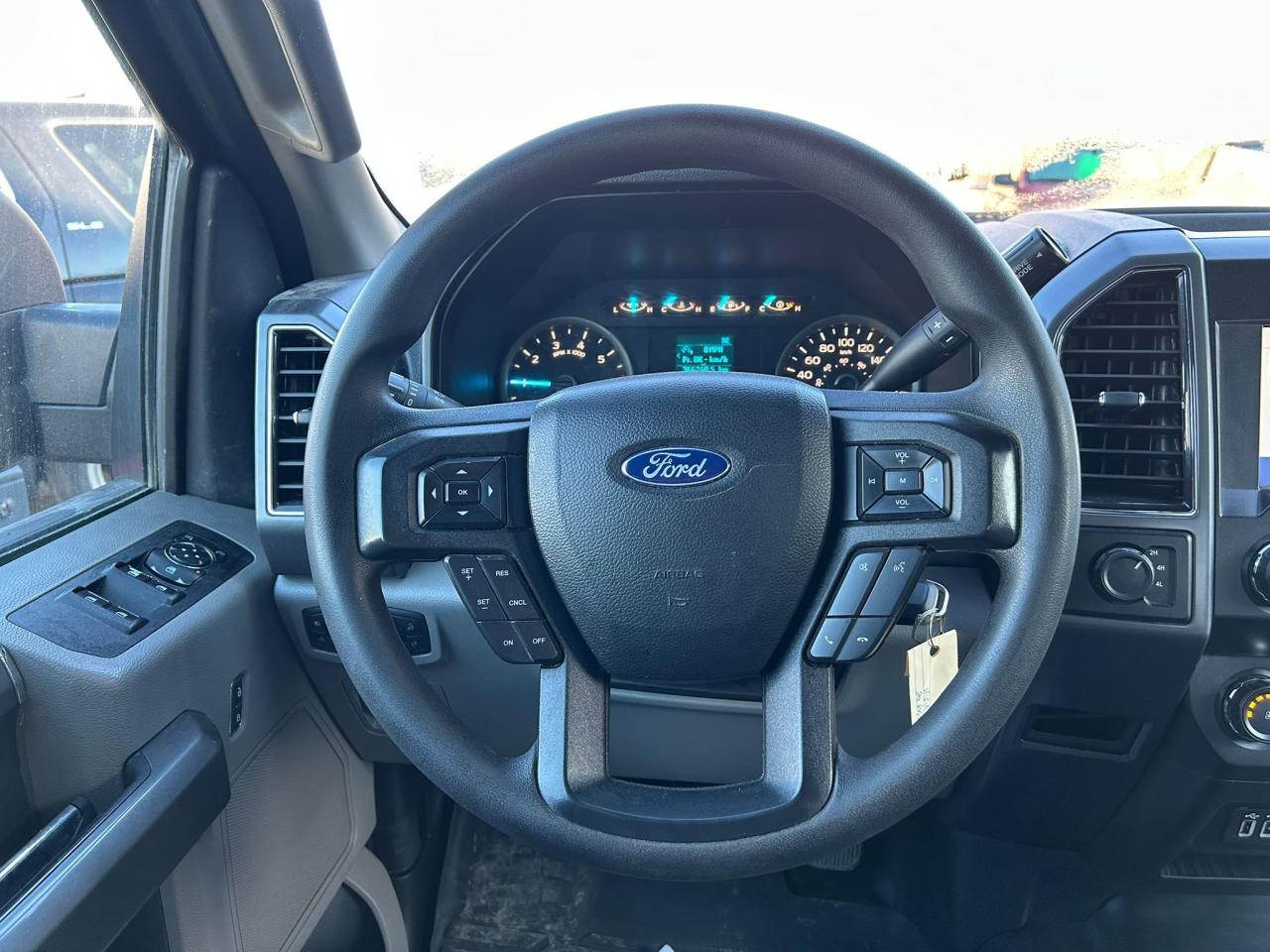 2020 Ford F-150 XLT 4WD SuperCrew 5.5' Box - Photo #6