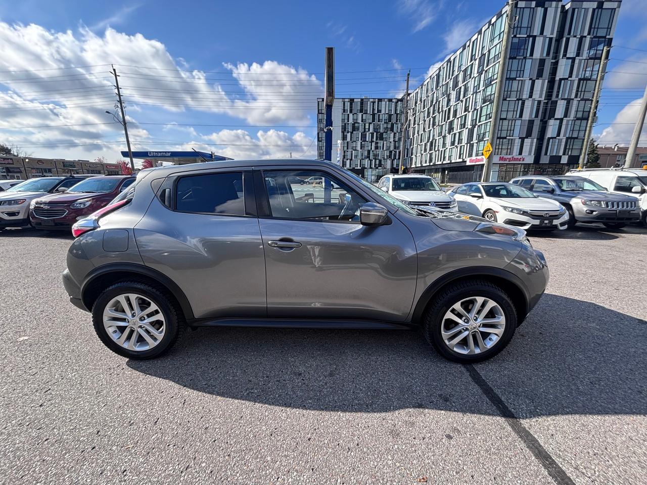 2016 Nissan Juke SV GREAT DEAL LOW KMS!! - Photo #7
