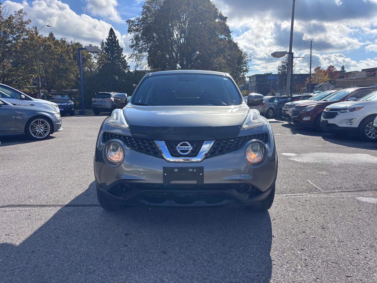2016 Nissan Juke SV GREAT DEAL LOW KMS!! - Photo #5