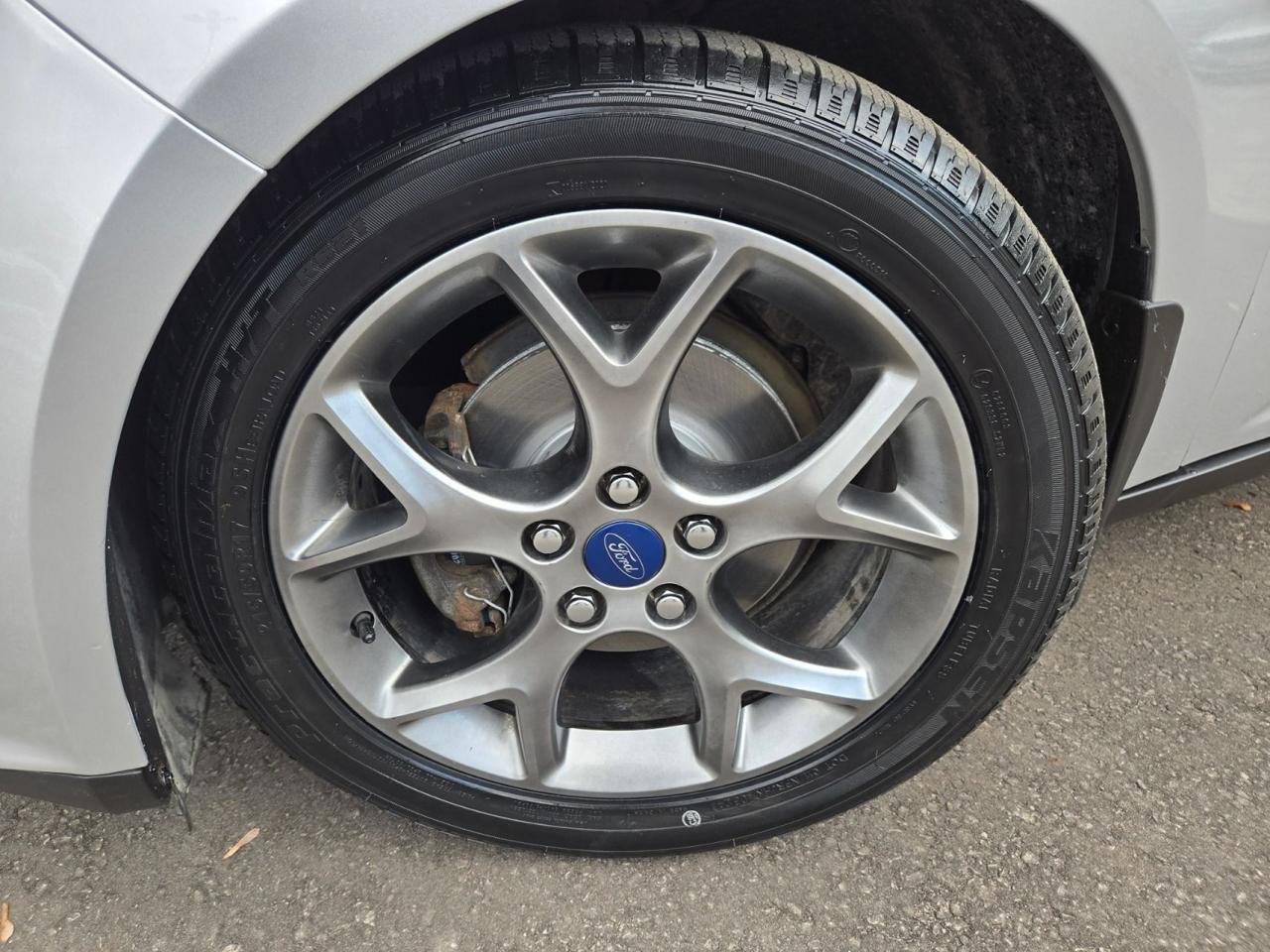 2014 Ford Focus SE Photo