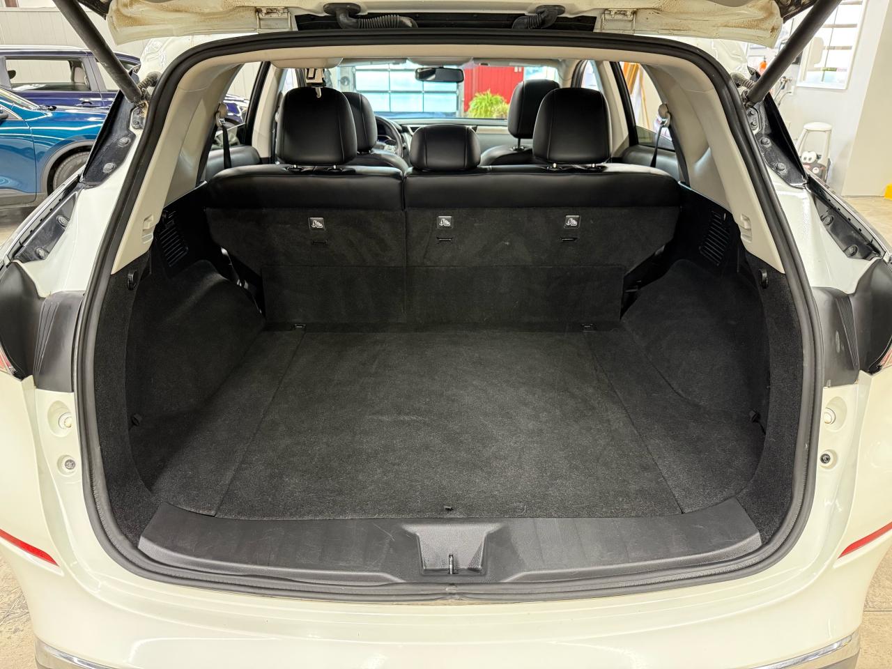 2017 Nissan Murano SL - Photo #10