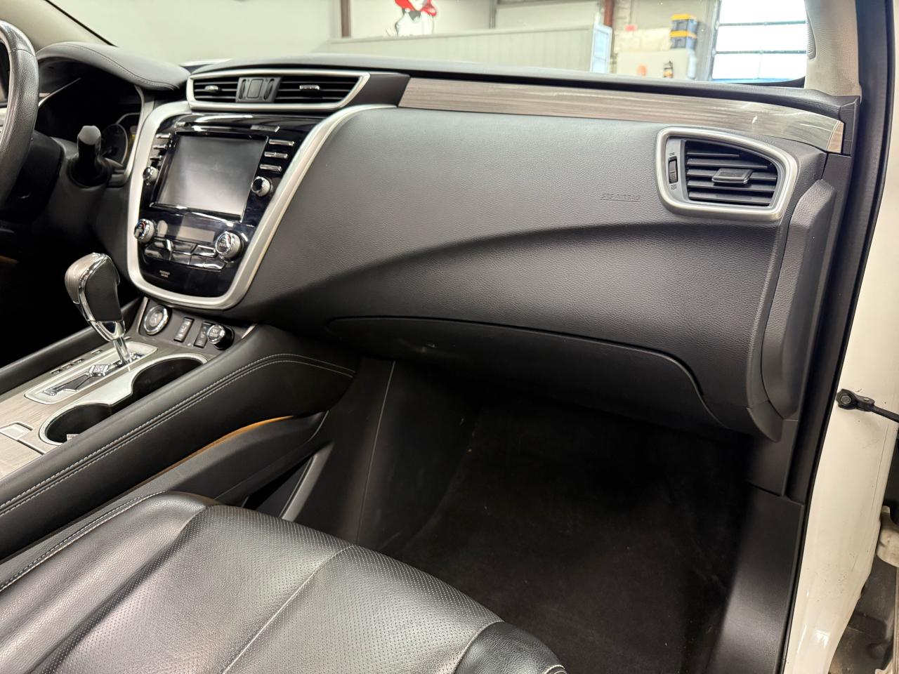 2017 Nissan Murano SL - Photo #25