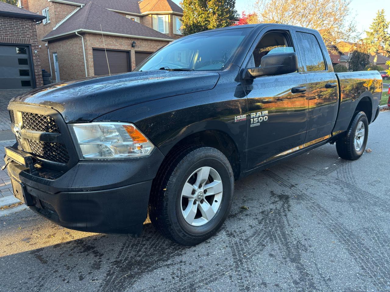 Used 2019 RAM 1500 Classic TRADESMAN 4WD for sale in Toronto, ON