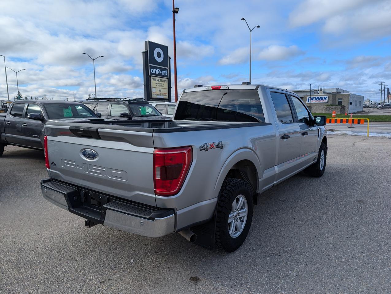 2022 Ford F-150 XLT | NO ACCIDENTS | ONE OWNER | MB OWNED - Photo #4