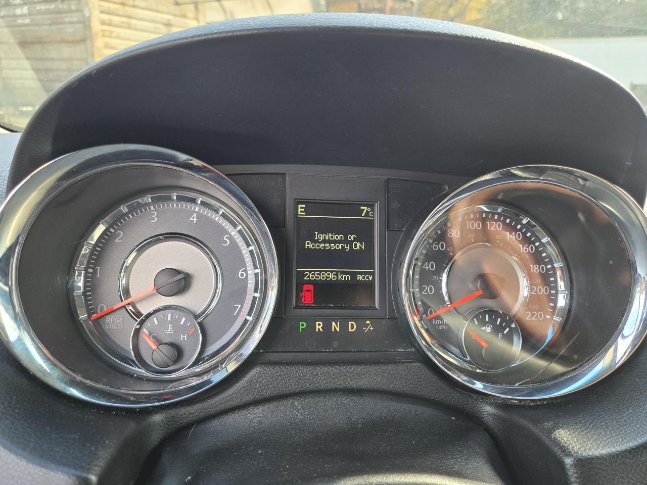 2014 Chrysler Town & Country TOURING - Photo #15