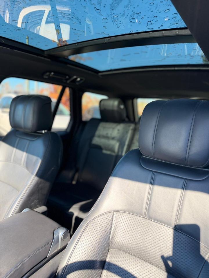 2018 Land Rover Range Rover HSE - Photo #18