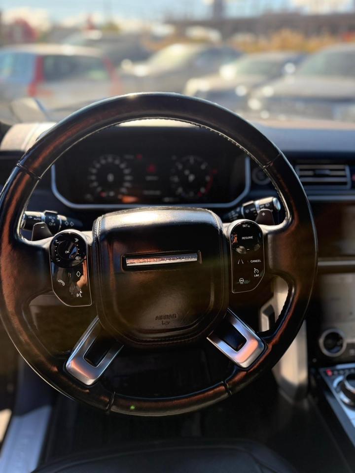 2018 Land Rover Range Rover HSE - Photo #16