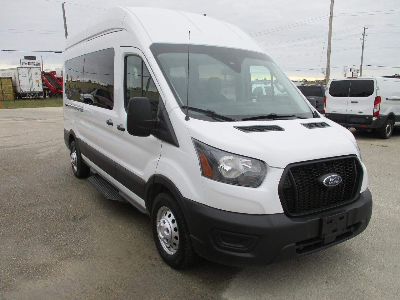 2023 Ford Transit T-350 148" High Roof XL AWD - Photo #3