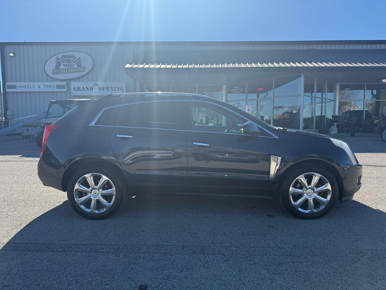 2016 Cadillac SRX Premium*** VERY Clean***LAST price Photo3
