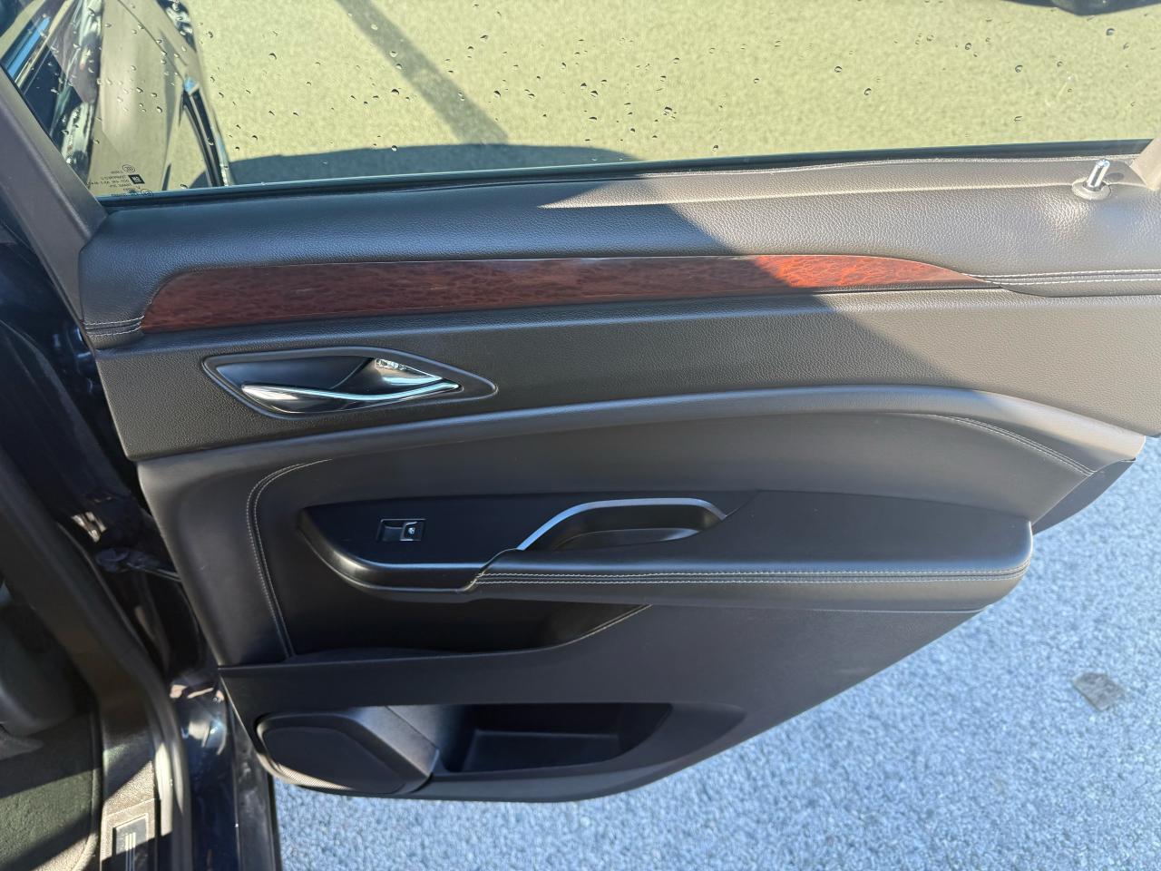 2016 Cadillac SRX Premium*** VERY Clean***LAST price Photo