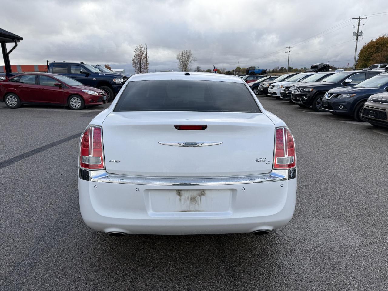 2013 Chrysler 300 300C*** Rare *** Clean Car! ***LOW KMS Photo2