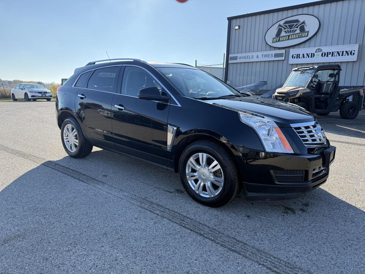 2015 Cadillac SRX Luxury *** Family Value! *** Finance available - Photo #2