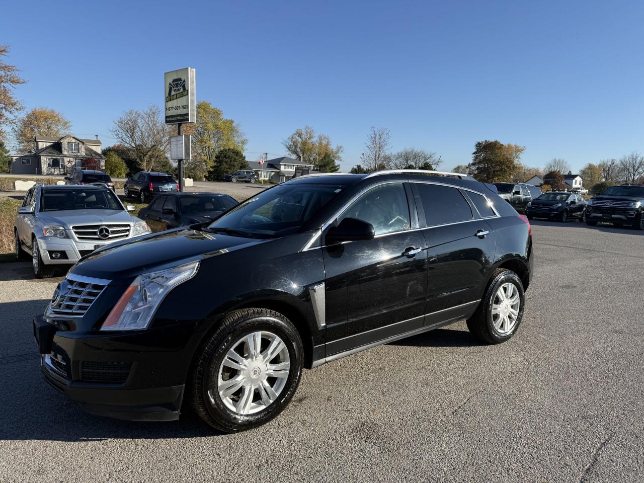 2015 Cadillac SRX Luxury *** Family Value! *** Finance available - Photo #3